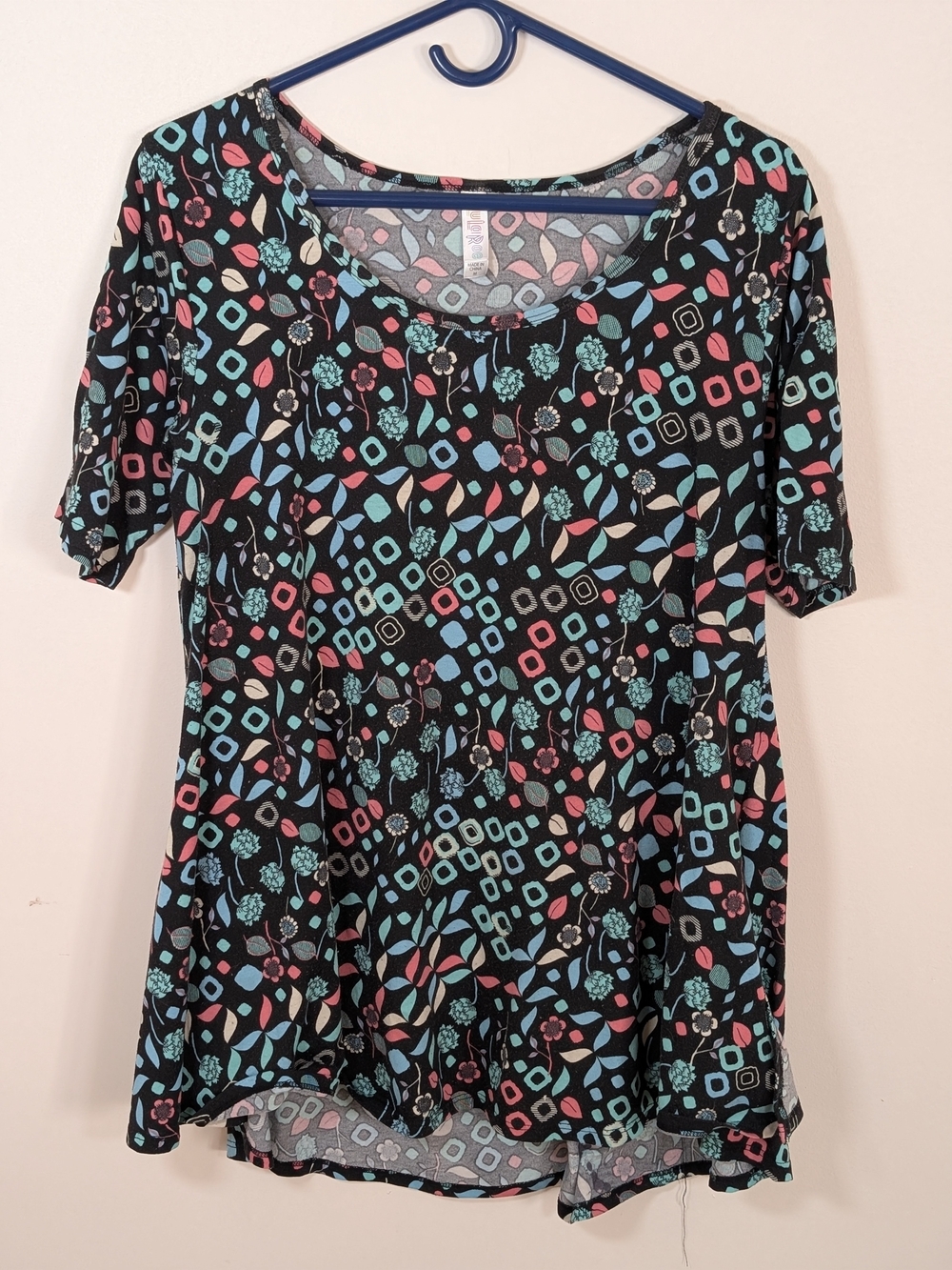 LuLaRoe Black Scoop Neck Tunic with Pink, Teal & Blue Print